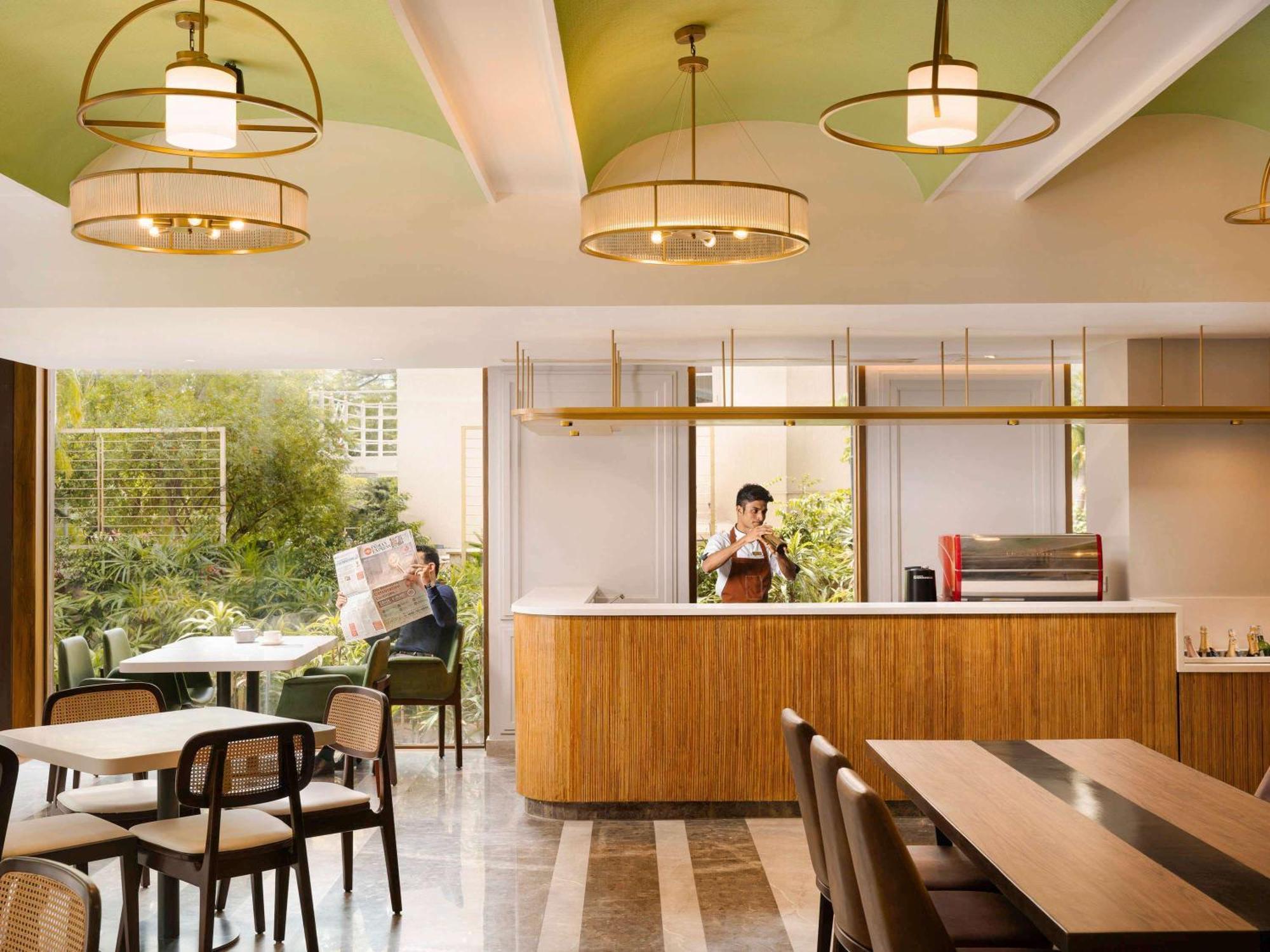 Grand Mercure Bangalore - An Accor Brand Exterior foto